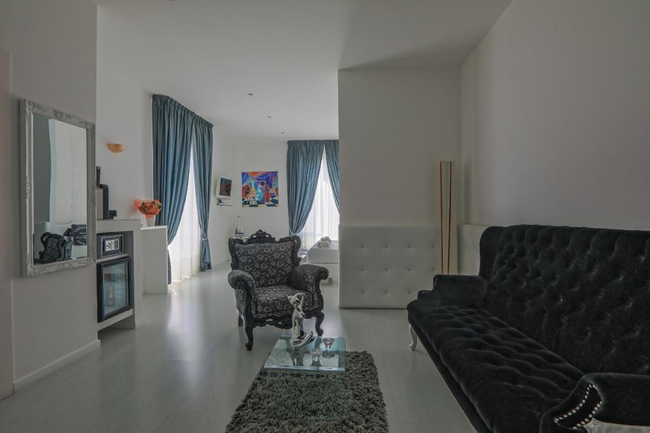 Palco Rooms&Suites ปาแลร์โม ภายนอก รูปภาพ