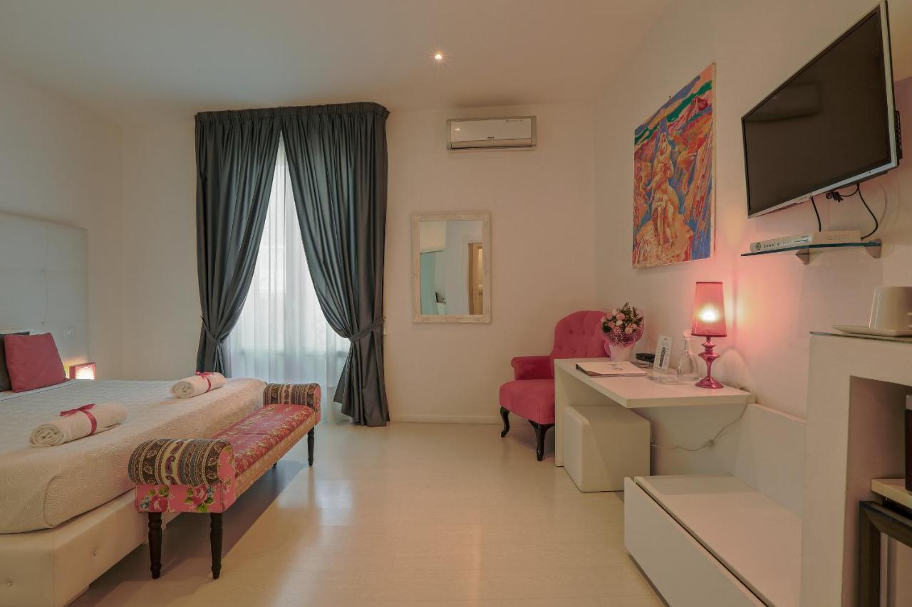 Palco Rooms&Suites ปาแลร์โม ภายนอก รูปภาพ