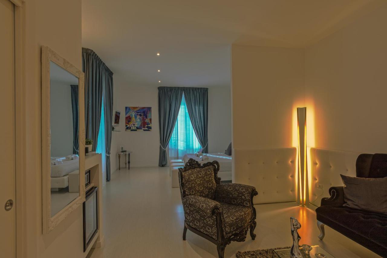 Palco Rooms&Suites ปาแลร์โม ภายนอก รูปภาพ